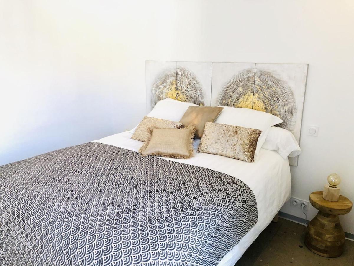 Appartement T3 Lumineux Traversant Totalement Neuf En Face De La Plage Front De Mer Vue Sur Les Iles Vue Mer Panoramique Assuree Residence De La Plage Centre Ville Du Lavandou 3Eme Etage Avec Ascenseur Appartement T3 勒拉旺杜 外观 照片