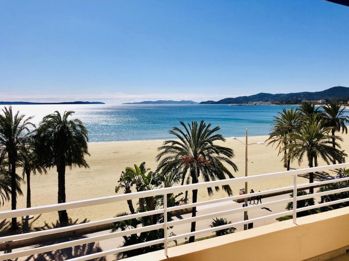 Appartement T3 Lumineux Traversant Totalement Neuf En Face De La Plage Front De Mer Vue Sur Les Iles Vue Mer Panoramique Assuree Residence De La Plage Centre Ville Du Lavandou 3Eme Etage Avec Ascenseur Appartement T3 勒拉旺杜 外观 照片
