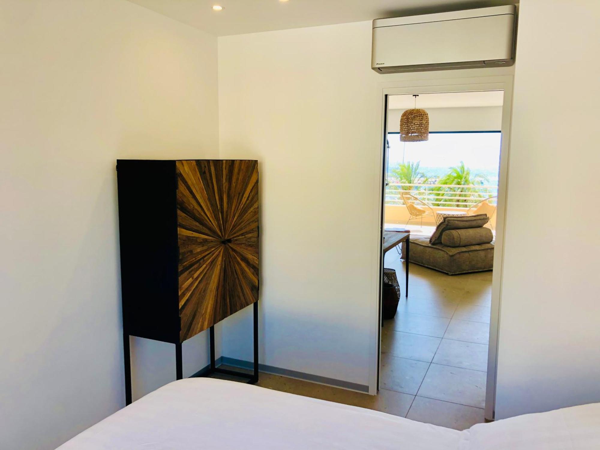 Appartement T3 Lumineux Traversant Totalement Neuf En Face De La Plage Front De Mer Vue Sur Les Iles Vue Mer Panoramique Assuree Residence De La Plage Centre Ville Du Lavandou 3Eme Etage Avec Ascenseur Appartement T3 勒拉旺杜 外观 照片